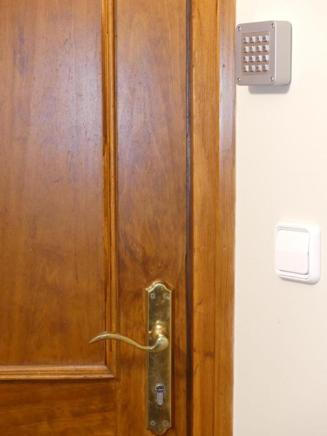 Apartament Encantador Al Centre De Vic Aptgarbi מראה חיצוני תמונה