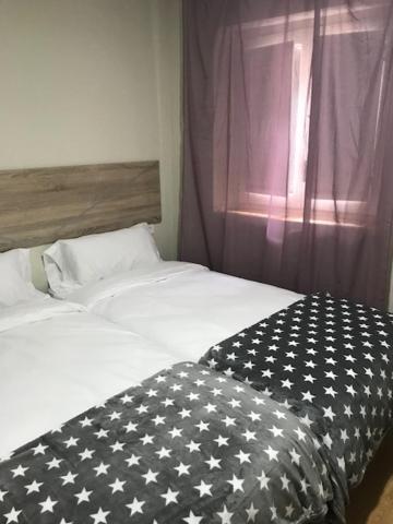 Apartament Encantador Al Centre De Vic Aptgarbi מראה חיצוני תמונה